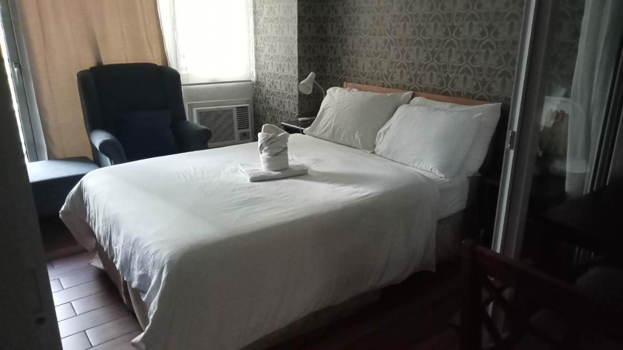Azure Urban Residence A11 Near Airport And Sm Bicutan+ Free Wifi Paranaque City Экстерьер фото